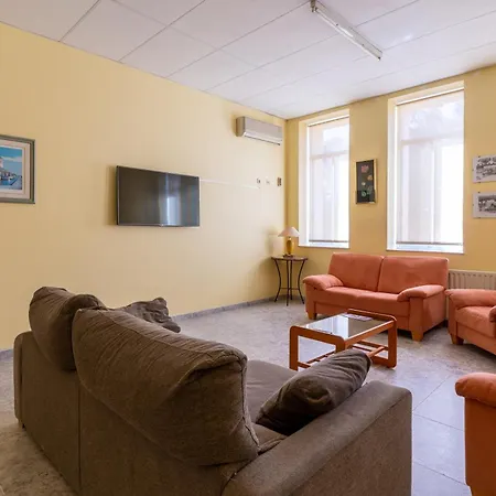 Costablanca Explore Sports & Events Hostel *