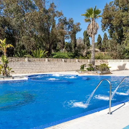 Costablanca Explore Sports & Events Hostel *